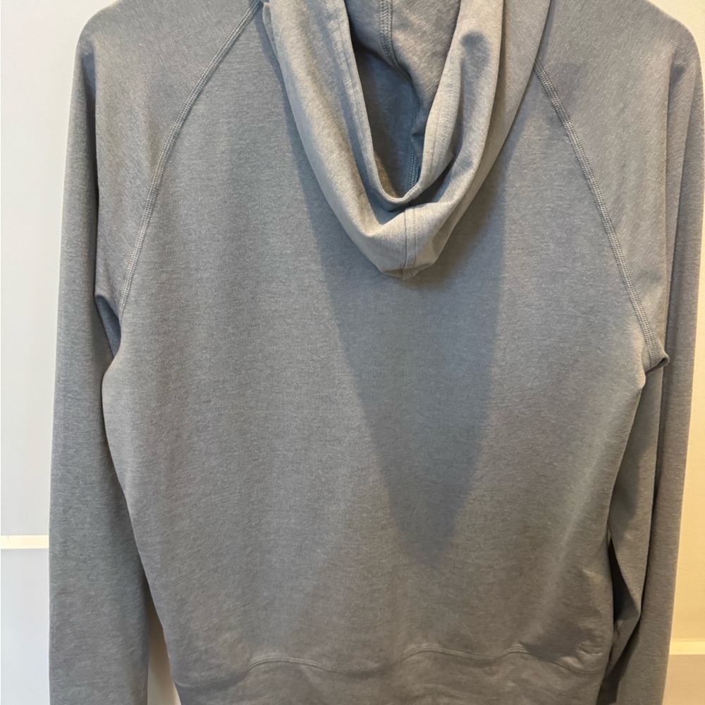 Vuori Men's Light Gray Hoodie - Picture 11 of 11